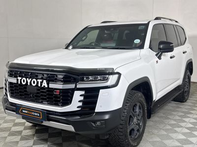 2022 Toyota Land Cruiser 300 V6 3.5 T GR-S