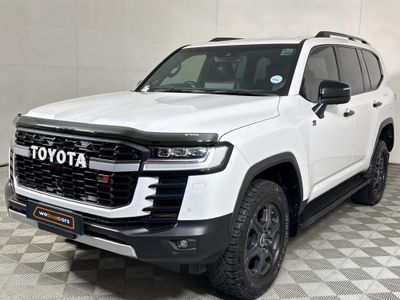 2022 Toyota Land Cruiser 300 V6 3.5 T GR-S