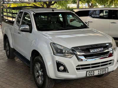 2018 Isuzu KB XCAB D-Teq 3.0 LX 4X2 MT @ R280 000 ex