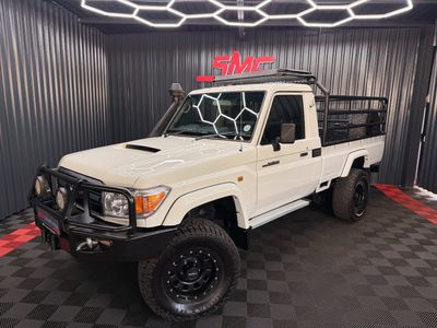 2016 Toyota Land Cruiser 79 4.5 D Single-Cab