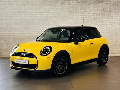 2025 MINI Hatch Cooper Auto