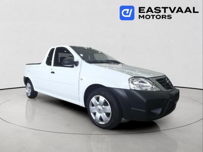 2024 Nissan NP200 1.6 A/C Safety Pack