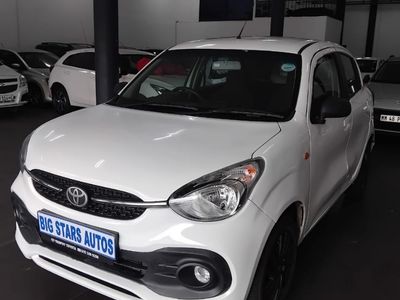2023 Toyota Vitz 1.0 XR (Petrol, Manual)