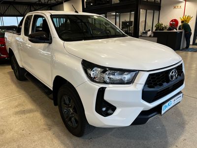 2025 Toyota Hilux 2.4 GD-6 Raised Body SRX Auto Extended Cab