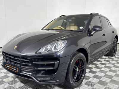2015 Porsche Macan Turbo
