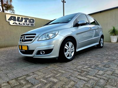 2011 Mercedes-Benz B-Class B 180 Auto