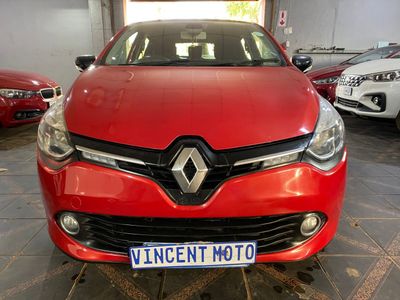 2014 Renault Clio IV 900T Expression 5-dr (66kW)