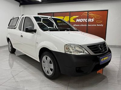 2015 Nissan NP200 1.6 A/C Safety Pack