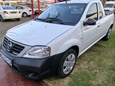 2018 Nissan NP200 1.6 A/C Petrol M/T