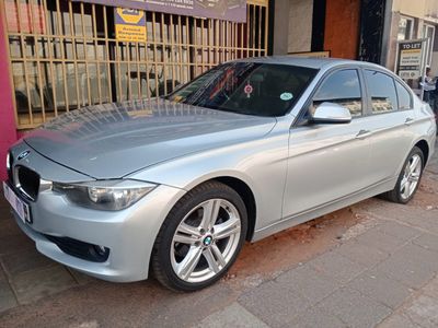 2015 BMW 3 Series 320d Luxury Line
