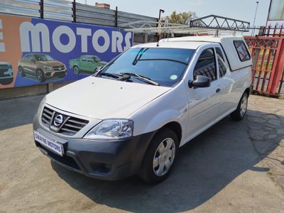 2022 Nissan NP200 1.6 A/C Safety Pack