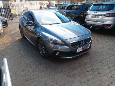 2014 Volvo V40 CC T4 Essential Auto