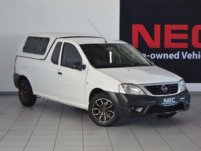 2024 Nissan NP200 1.6 A/C Safety Pack