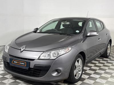 2011 Renault Megane III 1.6 Dynamique LTD 5-dr