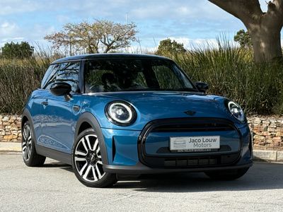 2024 MINI Hatch Cooper Auto