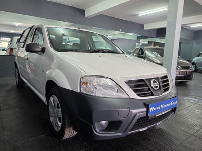 2019 Nissan NP200 2019 Nissan NP200 1.6 + Safety pack + canopy