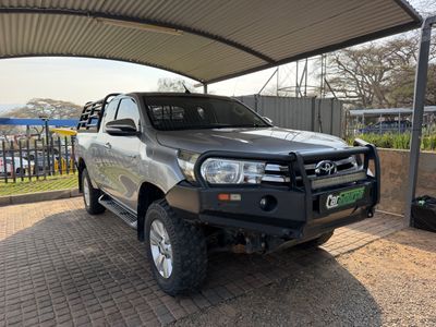 2016 Toyota Hilux 2.8 GD-6 Raider 4x4 Extended Cab