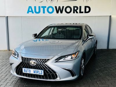 2023 Lexus ES 250 EX