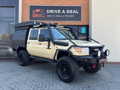 2013 Toyota Land Cruiser 79 4.0 Double-Cab