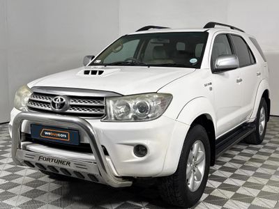 2011 Toyota Fortuner 3.0 D-4D Raised Body