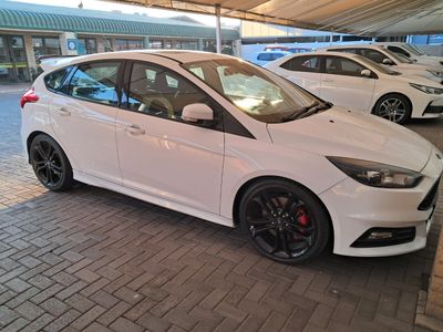 2015 Ford Focus 2.0 EcoBoost ST3