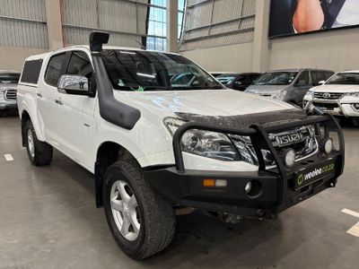 2015 Isuzu KB 300 D-Teq LX 4x4 Double-Cab