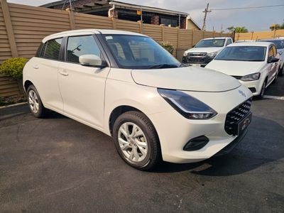 2025 Suzuki Swift 1.2 GL+ AUTO- 18 529 KM
