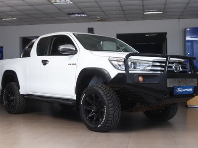 2017 Toyota Hilux 2.8 GD-6 Raised Body Raider 4x4 Extra Cab Auto