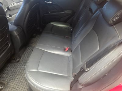 2022 Mahindra XUV 300 1.5D | W8