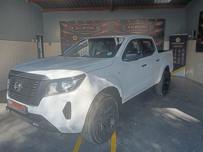 2022 Nissan Navara 2.5 DDTi SE Double-Cab