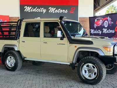 2016 Toyota Land Cruiser 79 4.5 D Double-Cab