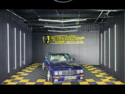 1988 BMW 3 Series 320i