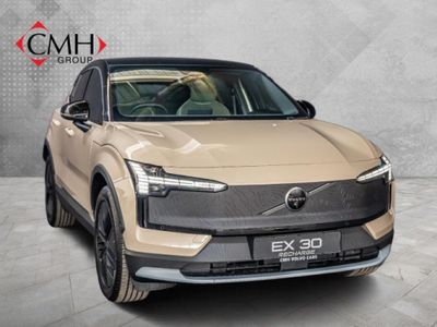 2026 Volvo EX30 Cross Country