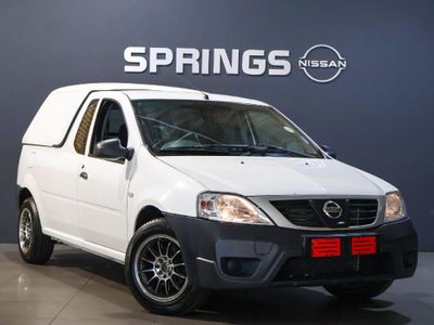 2023 Nissan NP200 1.6 A/C Safety Pack
