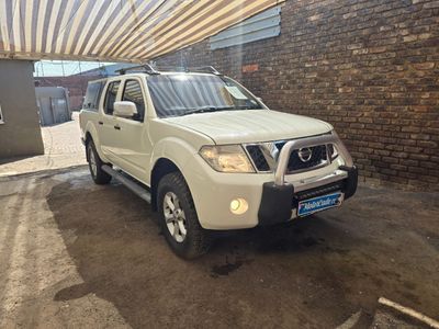 2011 Nissan Navara 4.0 LE 4x4 Double-Cab