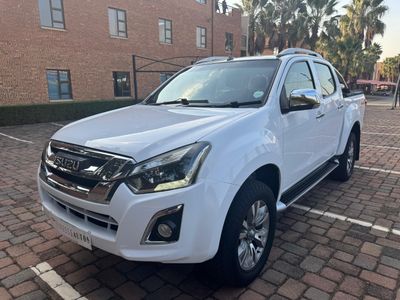 2017 Isuzu KB 300 D-Teq LX Auto 4x4 Double-Cab