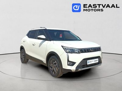 2023 Mahindra XUV 300 1.2T | W8