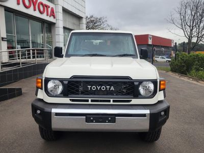 2026 Toyota Land Cruiser 76 2.8 GD-6 Station Wagon