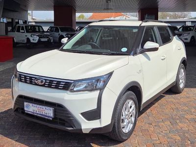 2022 Mahindra XUV 300 1.2T | W6