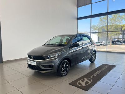 2026 TATA Tiago 1.2 XM