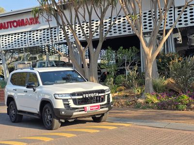 2026 Toyota Land Cruiser 300 V6 3.3D GR-S