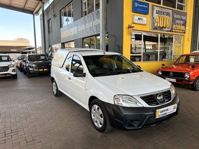 2022 Nissan NP200 1.6 A/C Safety Pack