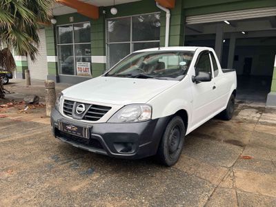 2018 Nissan NP200 1.6 A/C Safety Pack