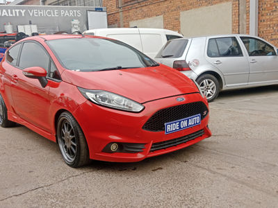 2015 Ford Fiesta ST 1.6 EcoBoost GDTi