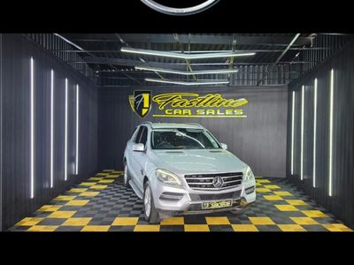 2014 Mercedes-Benz ML 2014 MERCEDES BENZ ML350 4MATIC BLUETEC - SHOWROOM