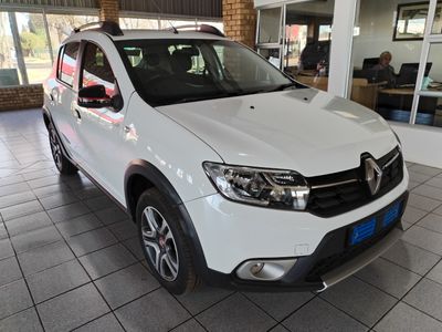 2020 Renault Sandero 900T Stepway Plus | Techroad