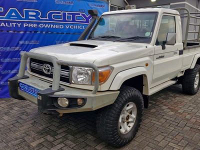 2017 Toyota Land Cruiser 79 4.5 D Single-Cab