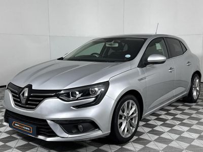 2021 Renault Megane IV 1.6 Dynamique 5-dr