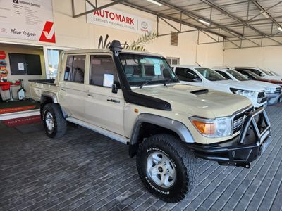 2017 Toyota Land Cruiser 79 4.5 D Double-Cab