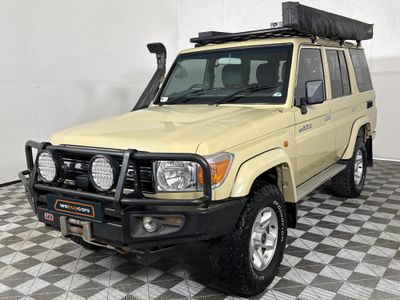 2013 Toyota Land Cruiser 76 4.2 D Station Wagon
